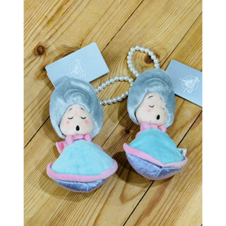 日本🇯🇵購入 迪士尼商店 disneystore 幸福眯眯眼 屹耳 牡蠣寶寶 絨毛鑰匙圈 吊飾 牡蠣寶寶閉眼睛吊飾 現貨