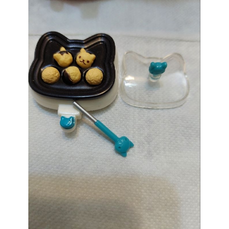 扭蛋 模型 〔貓咪章魚燒〕二手 絕版 可搭配森林家族