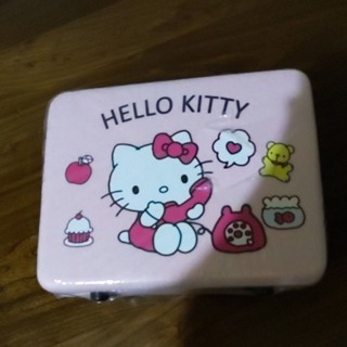 三麗歐正版14吋（28X22X12cm)HELLO KITTY 貓旅行毛氈布化妝箱