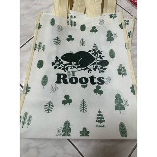 Roots購物袋森林系列中的尺寸