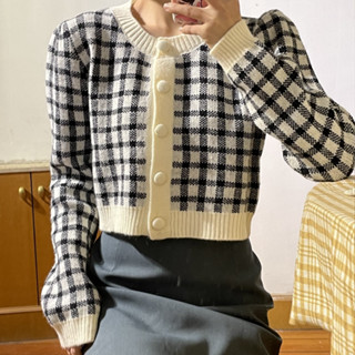 短外套 格子外套 針織外套 毛衣外套 排扣短款外套 秋季新款韓版短版外套格紋毛衣TBF07.6719