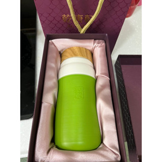 全新乾唐軒ACERA活瓷 大道至簡隨身杯 單層仿木紋蓋 牙白綠500 ml