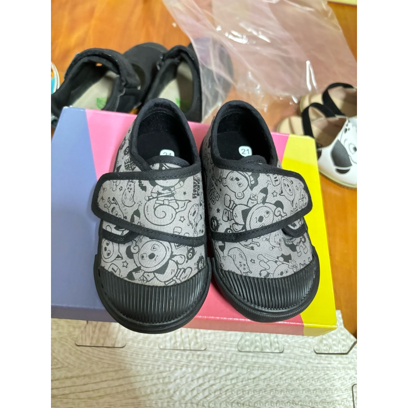 Why and 1/2鞋子、尺寸21