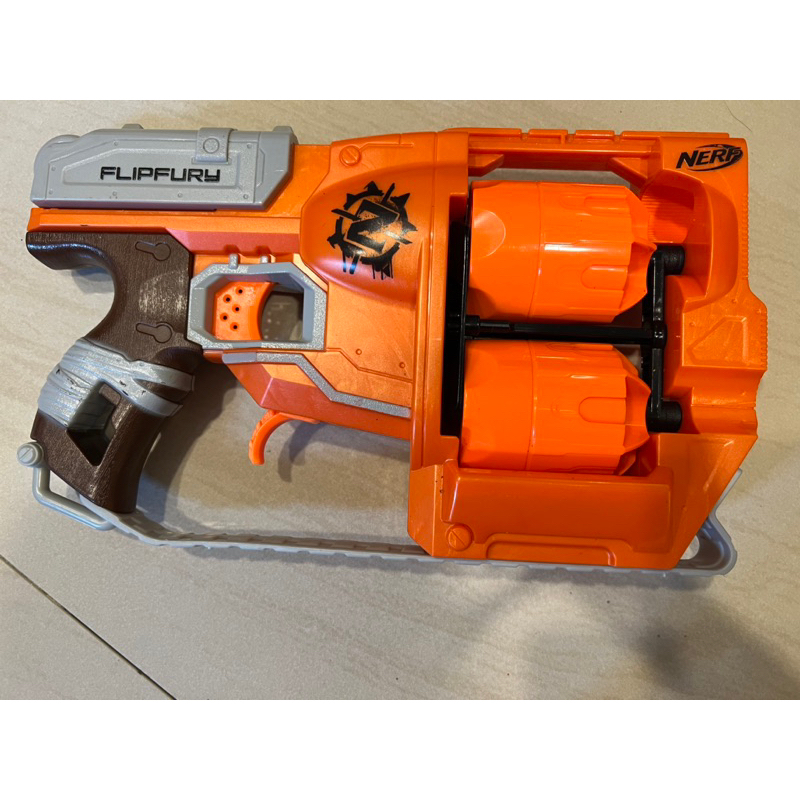 Nerf玩具槍+對戰機器人