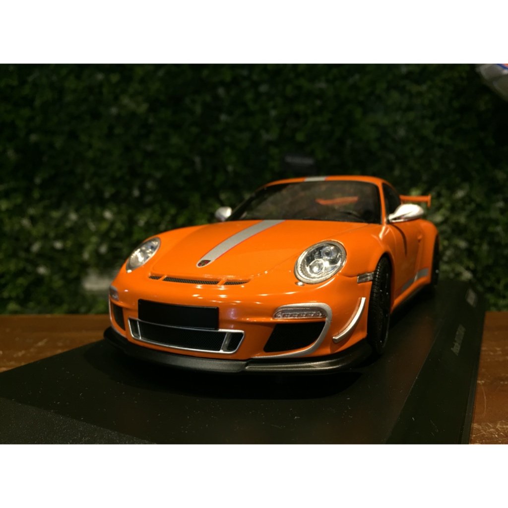 1/18 Minichamps Porsche 911 (997) GT3 RS 4.0 155062224【MGM】