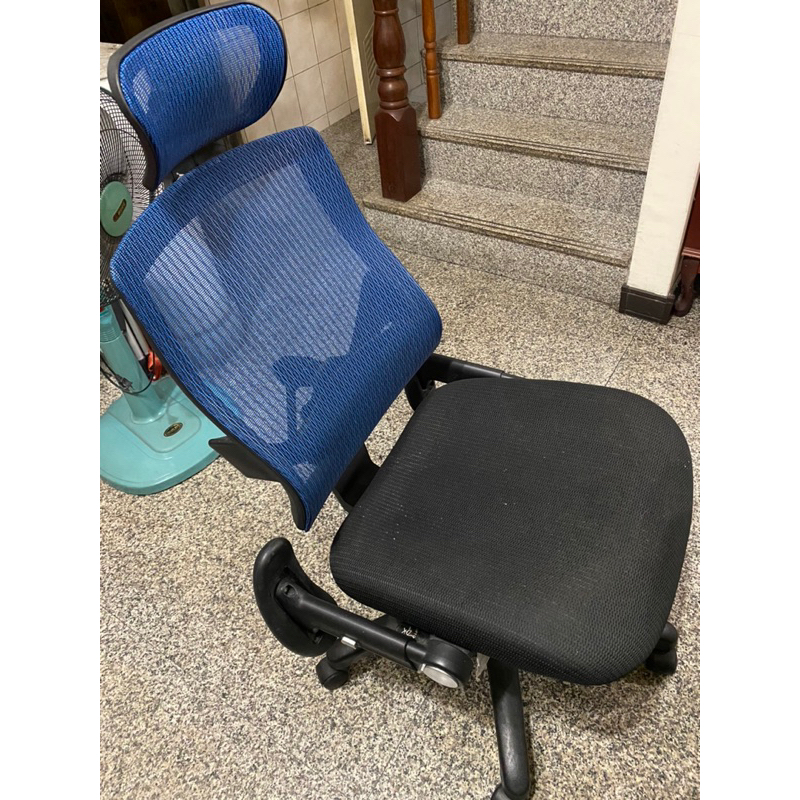 二手電腦椅（紅/藍）