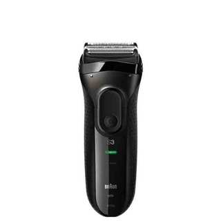 BRAUN 德國百靈 新升級三鋒系列電鬍刀 3020S