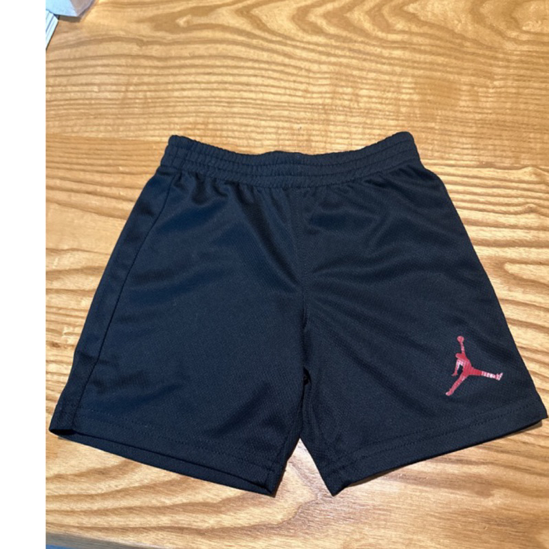 Nike Jordan 3T 100cm 兒童黑色紅色籃球褲共兩件