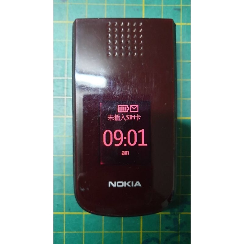 Nokia 摺疊機2720a-2