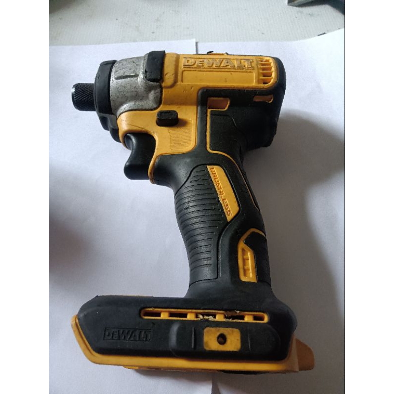 二手良品DEWALT DCF887（無電顯）18v充電充擊電鑽（非副廠件）