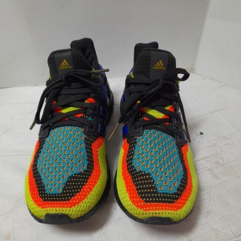 二手男adidas Ultraboost Multicolor Gem慢跑鞋