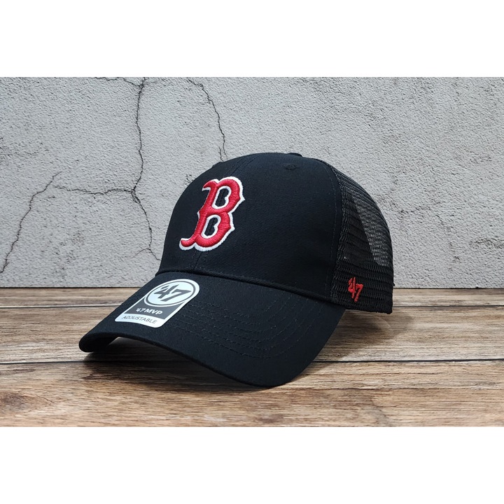 蝦拼殿 47brand MLB波士頓紅襪隊 黑底紅字基本款卡車棒球帽 卡車帽 透氣可調 男生女生都可戴 現貨供應中