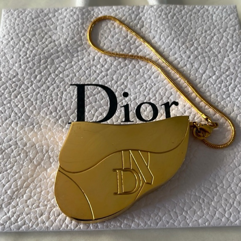 全新年代品-Miss Dior 金色馬鞍包 造型 吊飾 口紅盤 復古 限量 Dior saddle