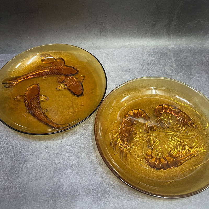 [二手]早期 金蝦 蝦盤 琥珀色 魚盤 玻璃盤 立體 浮雕 盤子 水果盤