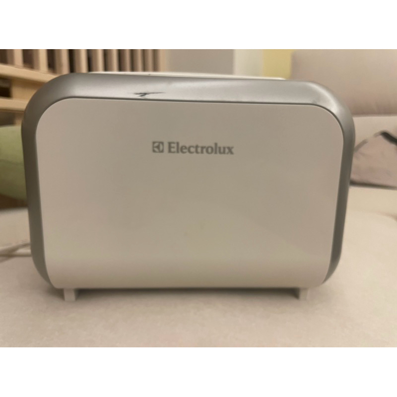 伊萊克斯 Electrolux 烤麵包機 ETS3130 (二手）