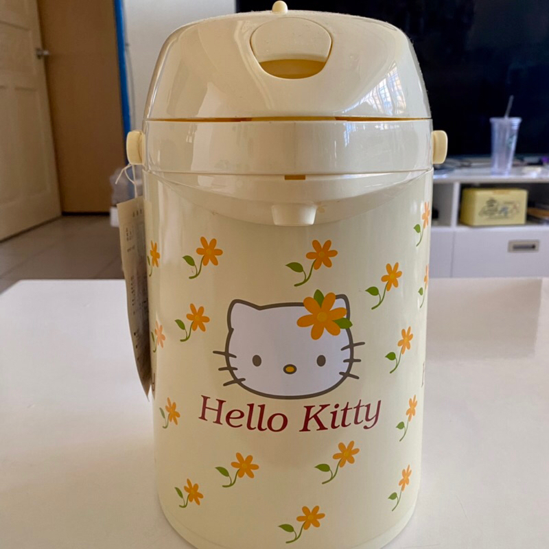 二藍｜全新·日本製 HELLO KITTY 絕版熱水保溫瓶 2.2L