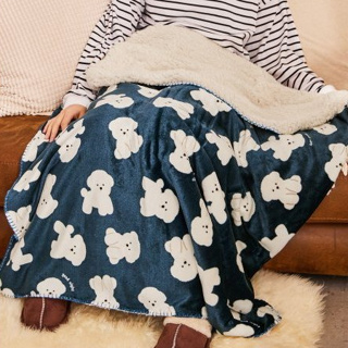 ★刺蝟秘密基地★ 日本 Swannel 比熊犬 狗狗 100×140cm 法蘭絨羊羔絨防靜電 雙層毯 毯子 毛毯 毯