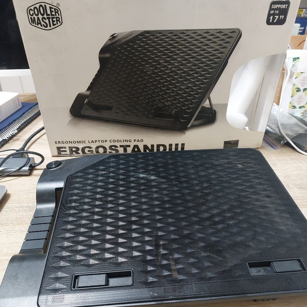 【二手】Cooler Master Notepal ERGOSTAND III 支架式散熱墊