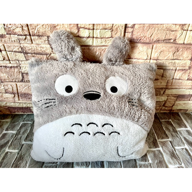 【Totoro 龍貓】填充毛絨玩具 毛絨公仔 萬用枕 午安枕 午休枕 側睡抱抱枕 靠墊 腰靠墊 沙發靠枕 床頭靠背 二手