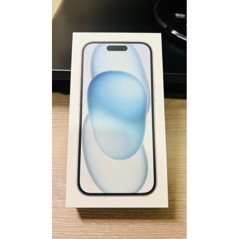 全新未拆 Apple iPhone 15 128G 藍色 只有一隻 蝦皮最便宜，贈送隨機小禮物