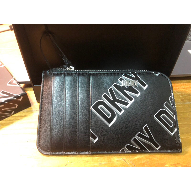 DKNY 正版小皮夾（全新未使用）