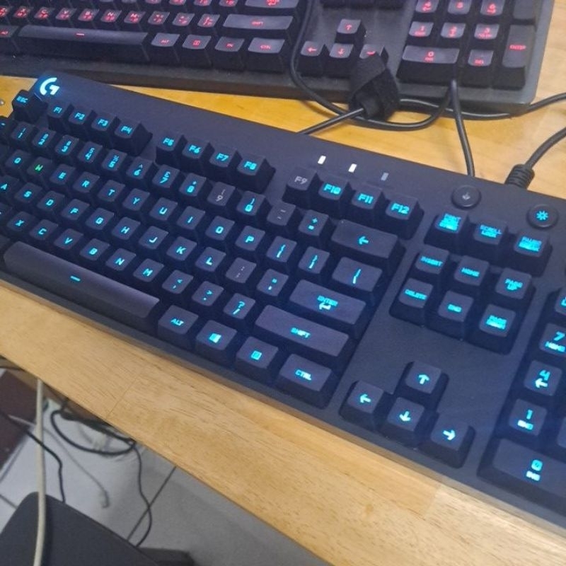 羅技 幫忙維修（ G810 檢修空白鍵) 高階鍵盤 電競 燈號 RGB 過保維修