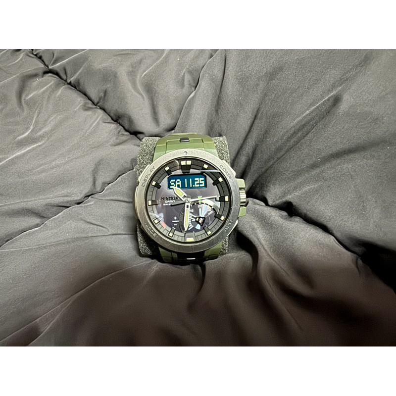 CASIO G-SHOCK - PRO TREK - PRW 7000