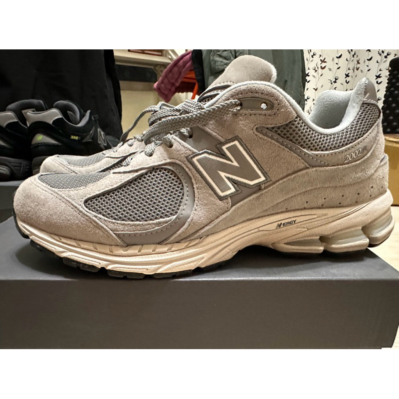 new balance 2002RC 奶油底 全新