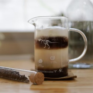 賽先生科學工廠｜化石地質年代玻璃把手高燒杯 (國立自然科學博物館聯名款)