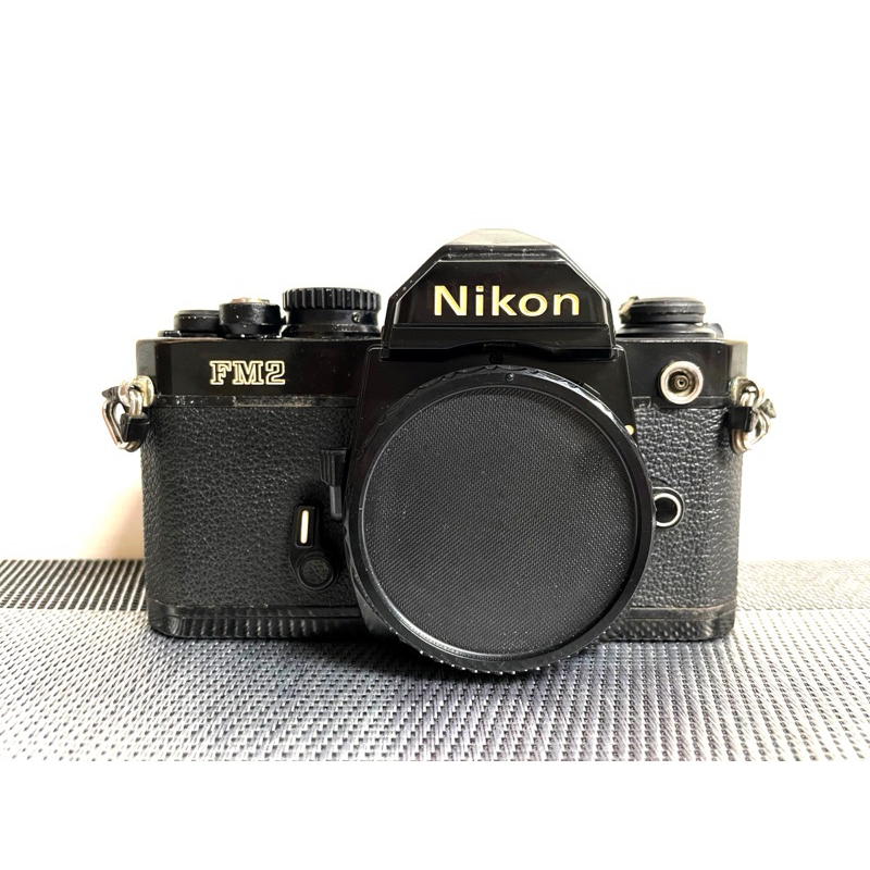 Nikon fm2蜂巢式黑機(單機身無附鏡頭）