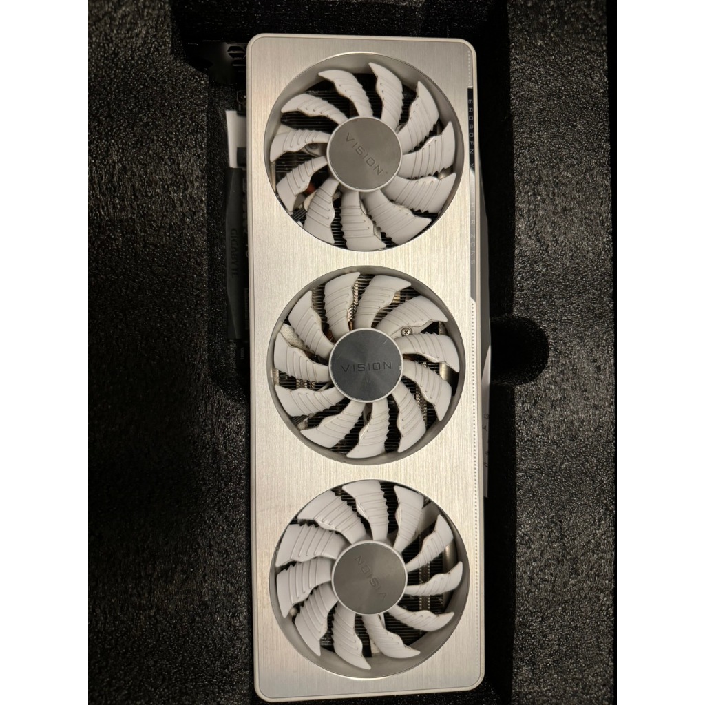 GIGABYTE RTX3070 VISION  稀有白卡 二手顯示卡 保固中