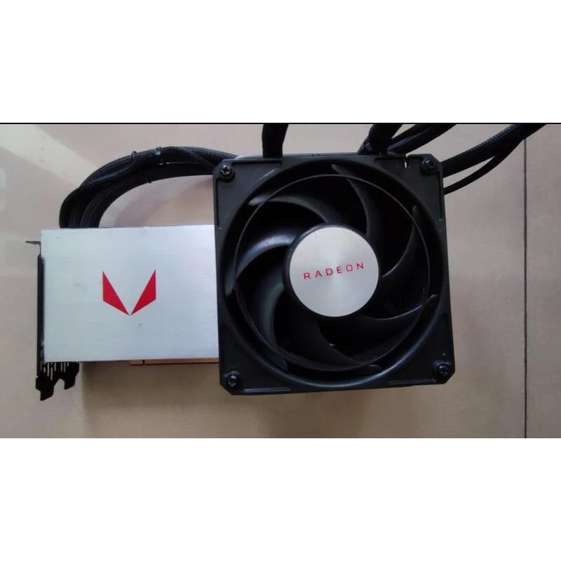 技嘉 Vega64 Vega 64 HBM 8G GV-RXVEGA64X W-8GD-B [一體式水冷冷卻系統]