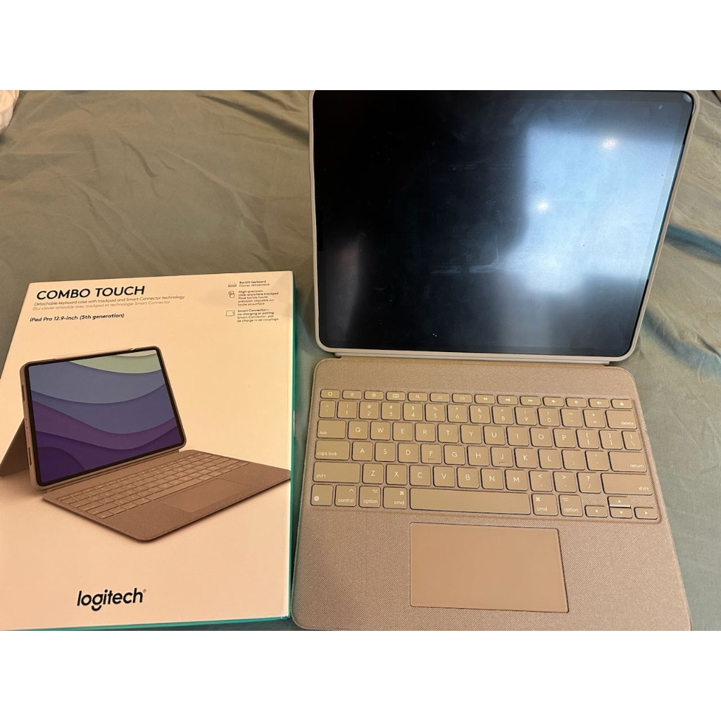 [九成新] Logitech Combo Touch 5th Gen.  iPad Pro 12.9吋專用