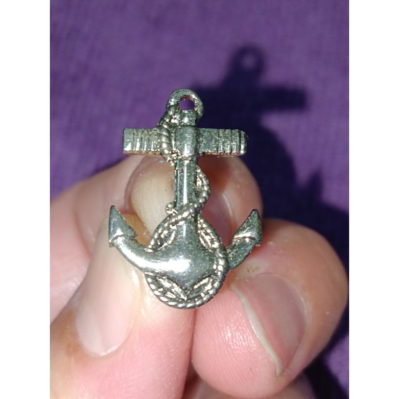 早期收藏海軍小海錨銀色徽章231207