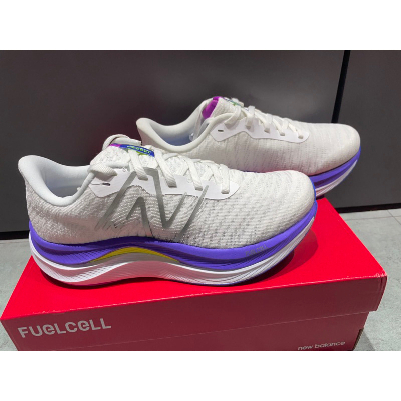 New Balance WFCPRCW4 FuelCell Propel v4 D楦 女慢跑鞋