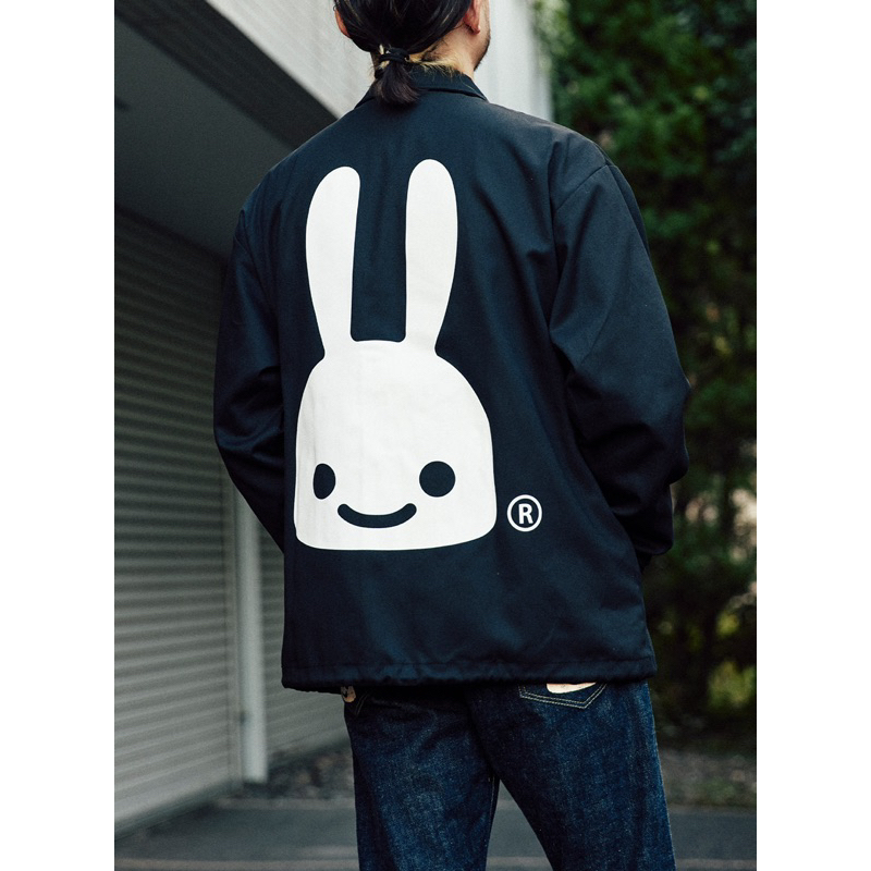 最近幫朋友採購一個日本的可愛品牌 🐰 #cune 男女生 童裝都有 有興趣可以私訊🔥  #教練外套 領子有很多小兔子
