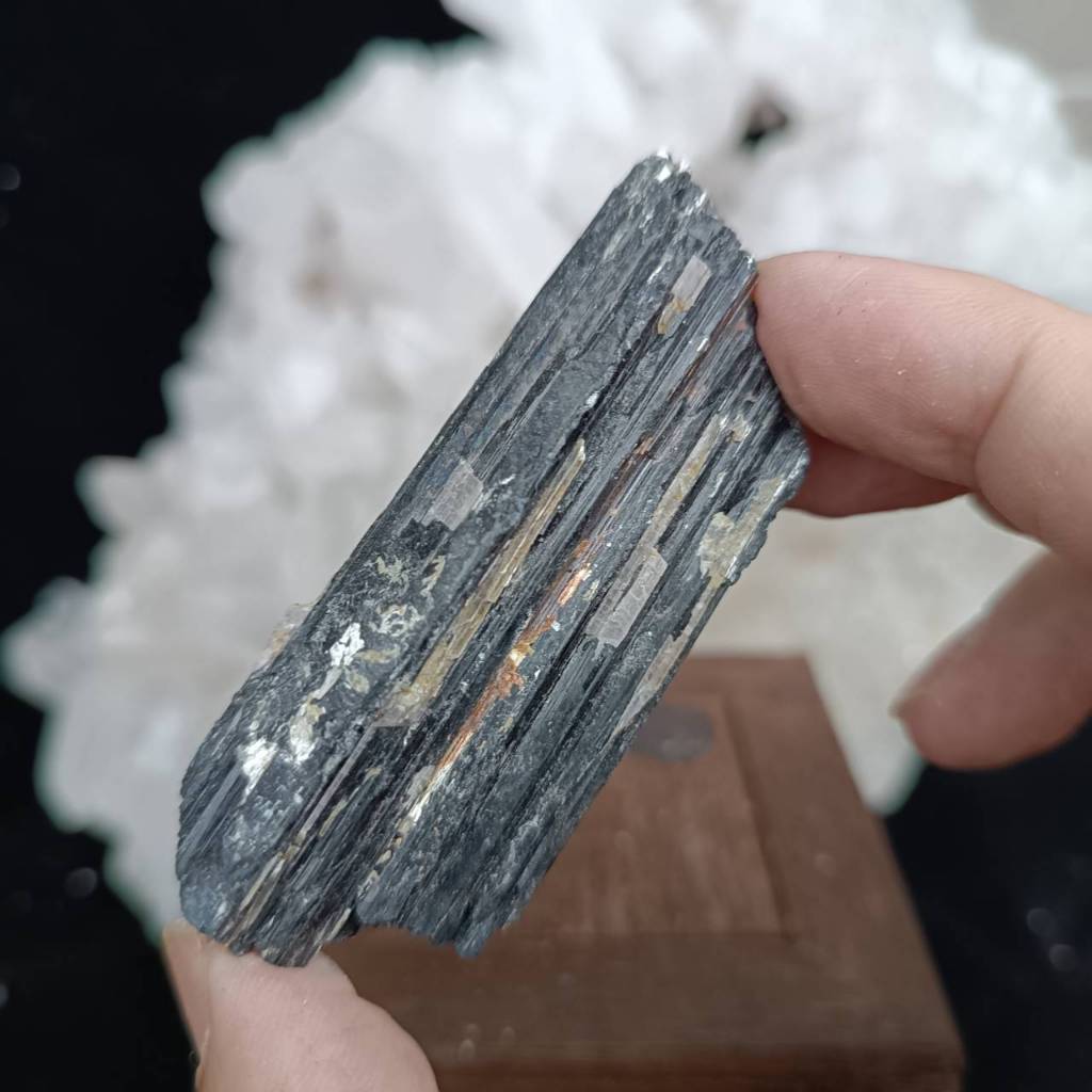 飛水晶-62(86g)黑碧璽(電氣石)雲母共生原礦