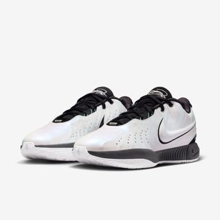 S.G NIKE LeBron XXI EP Conchiorin HF5842-100 白黑 訓練 實戰 男鞋 藍球鞋