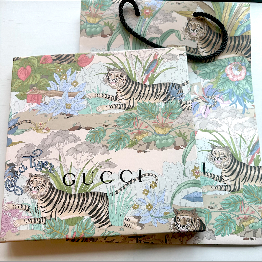 【現貨】Gucci古馳 限量老虎絲巾包裝盒禮品盒禮品袋 空盒 二手狀況良好