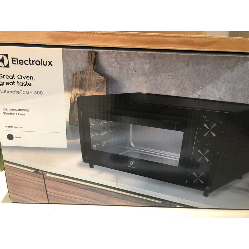 伊萊克斯 Electrolux  15L 極致美味300 獨立式電烤箱