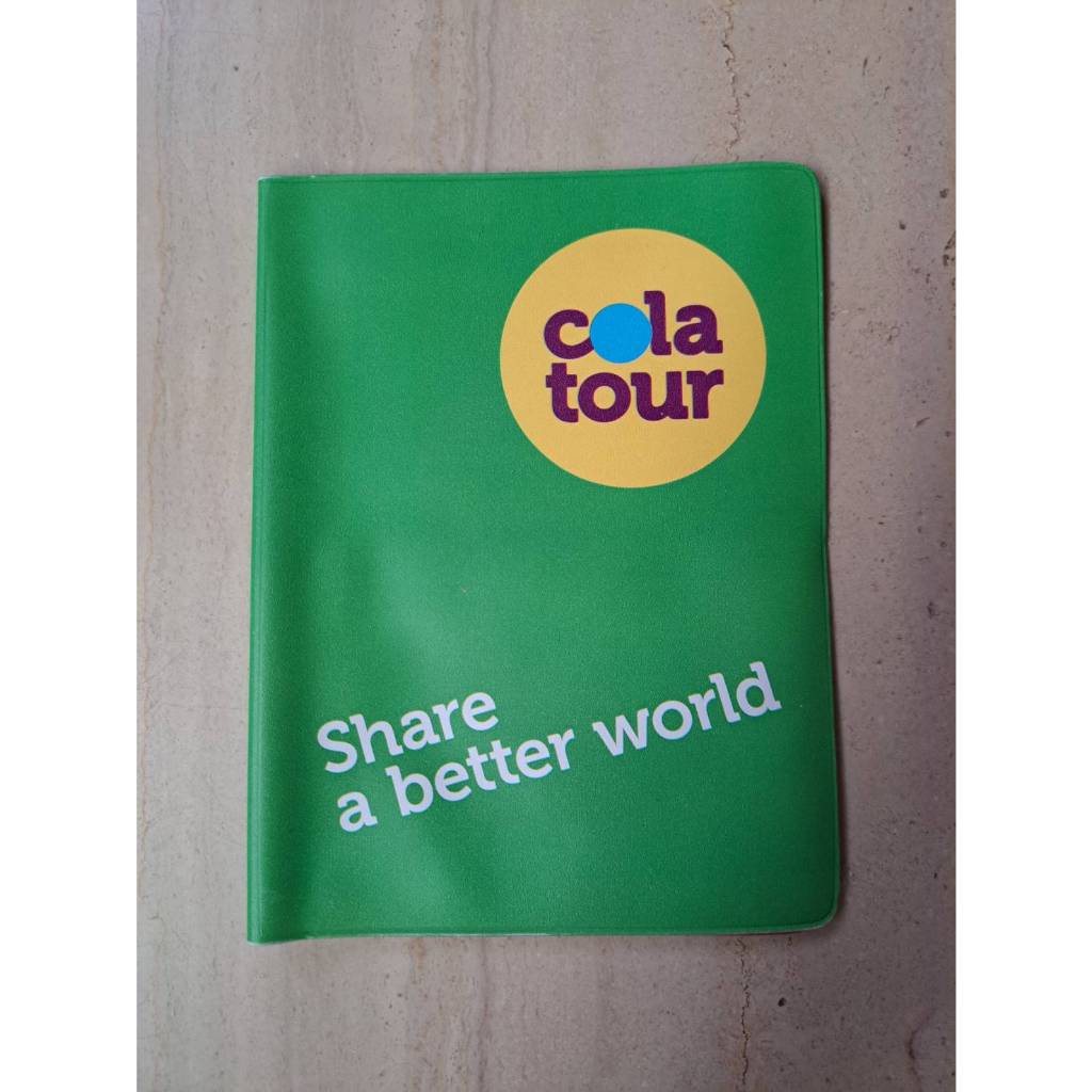 Cola tour可樂旅遊繽紛護照套證件夾