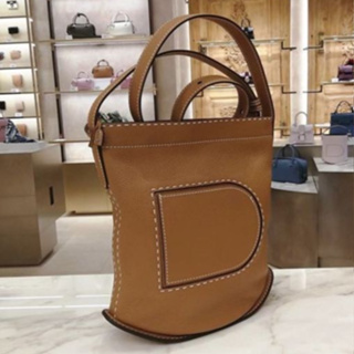 Delvaux 顆粒小牛皮 Pin Daily Surpique 包 焦糖色