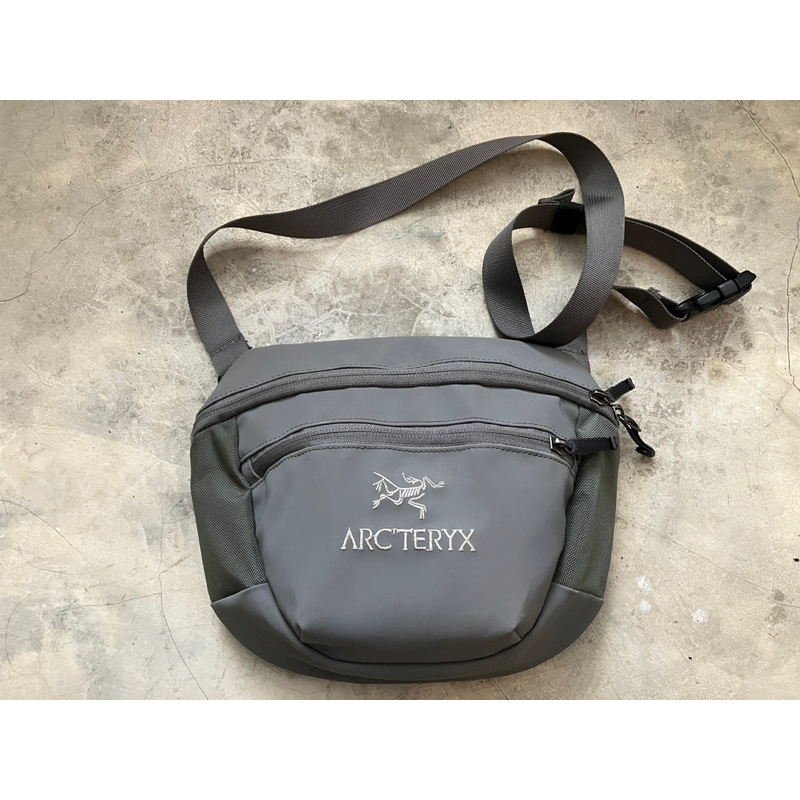 ARC'TERYX × BEAMS 始祖鳥 聯名斜背包 小包 胸前包 肩背包