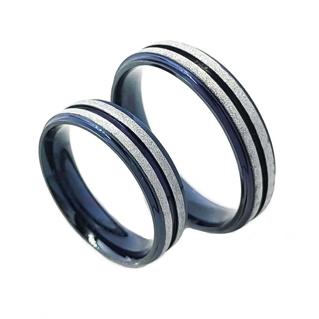 磨砂線條黑色鋼戒 不生鏽316鋼 中性款 黑色戒指 情侶對戒 防小人尾戒 拇指戒 H4506 艾豆