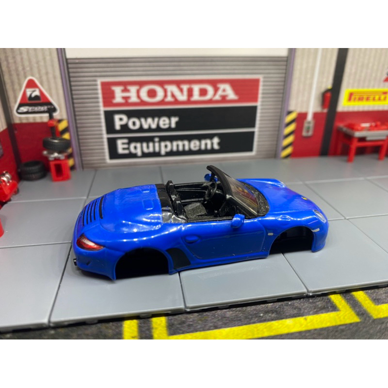 1：64 Porsche 911 kyosho 代工 沒輪圈