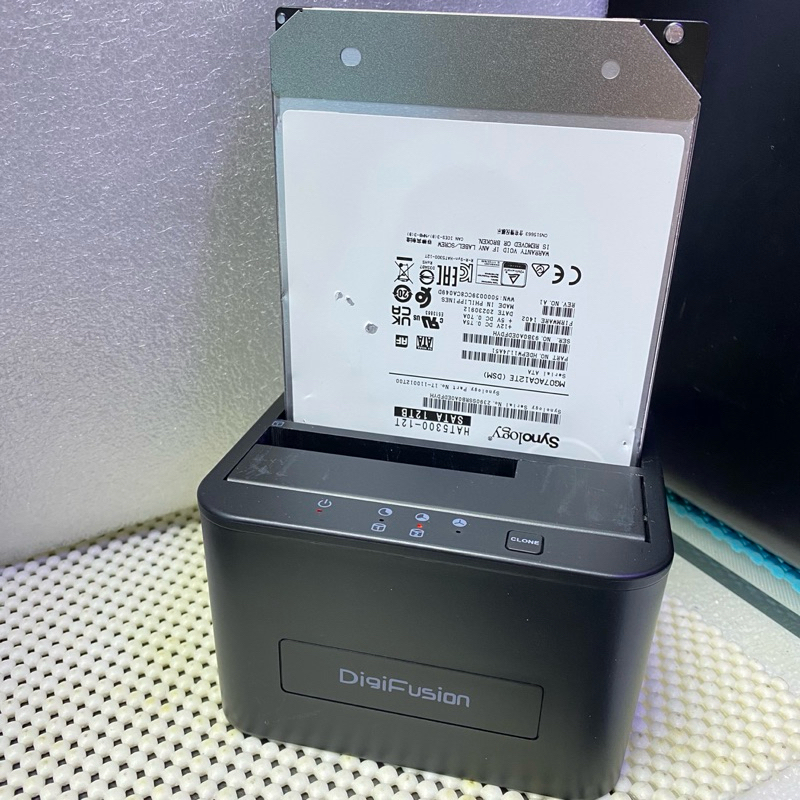 含稅價 Synology 群暉 原廠硬碟 3.5吋 12TB SATA HDD HAT5300-12T 二手測試良品