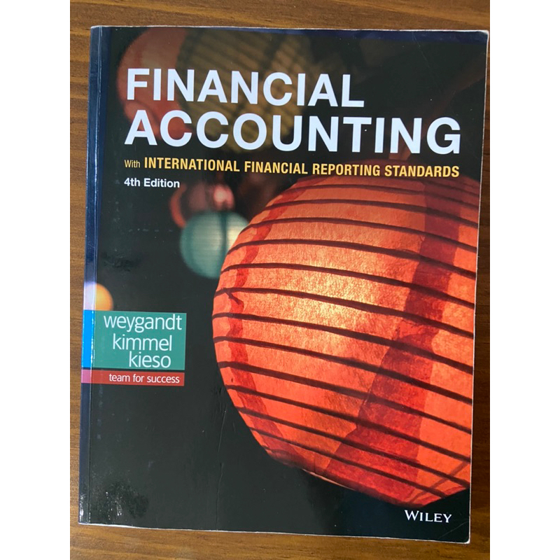 （二手）Financial Accounting with International Financial