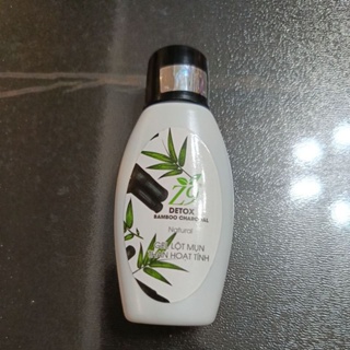 Z9 DETOX BAMBOO CHARCO 竹炭祛痘 抗痘 洗面凝膠 60 g洗臉 洗面液 洗面乳 越南 期限2026