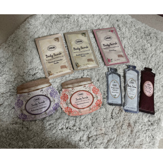 「SABON」經典身體磨砂膏15g、以色列綠玫瑰身體磨砂膏、茉莉花語身體乳液15g、死海鹽頭皮磨砂膏 綠玫瑰沐浴油