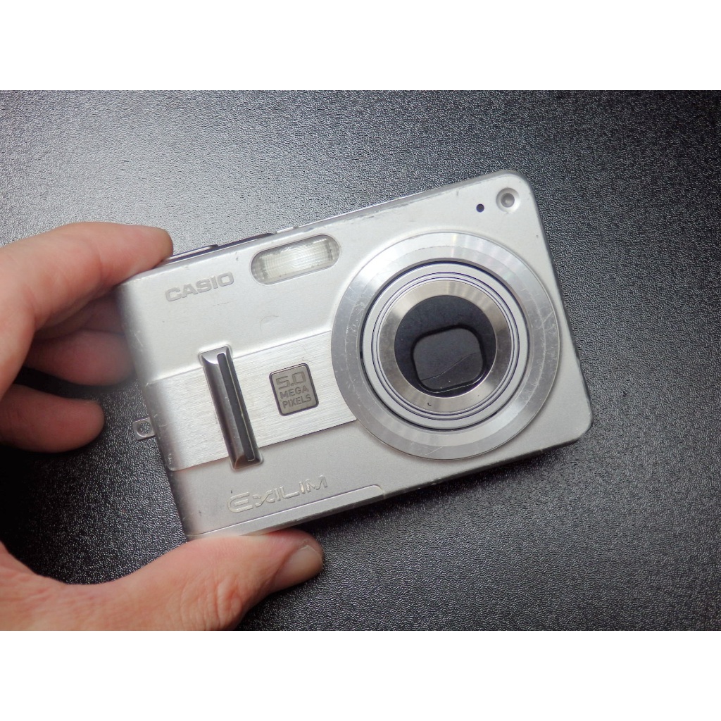 &lt;&lt;老數位相機&gt;&gt;CASIO EXILIM EX-Z57 (CCD相機 / SMC鏡頭 /日本製)